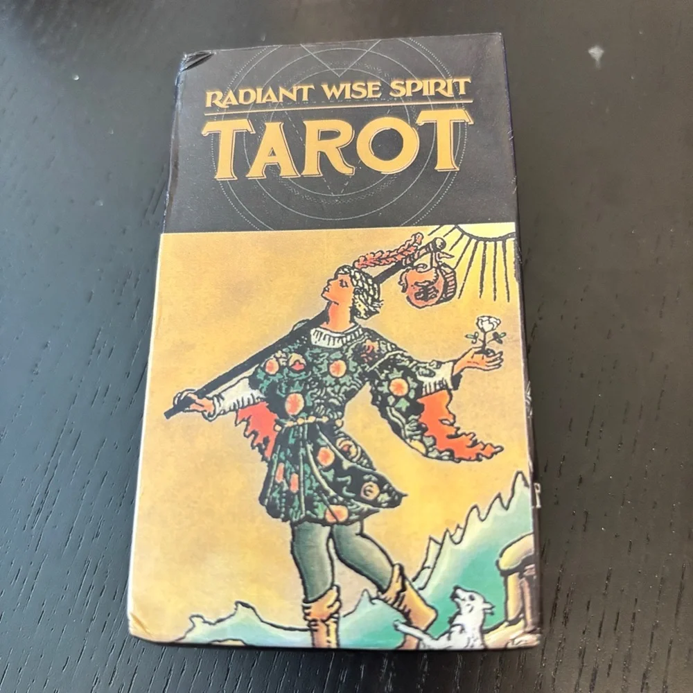 Radiant wise spirit Tarot card deck. - Picture 3 of 4